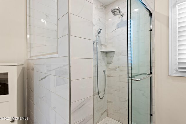 73 Windham Way, Freehold, NJ 07728