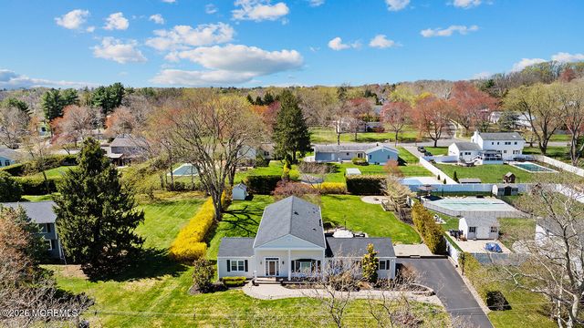 73 Windham Way, Freehold, NJ 07728