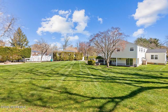 73 Windham Way, Freehold, NJ 07728