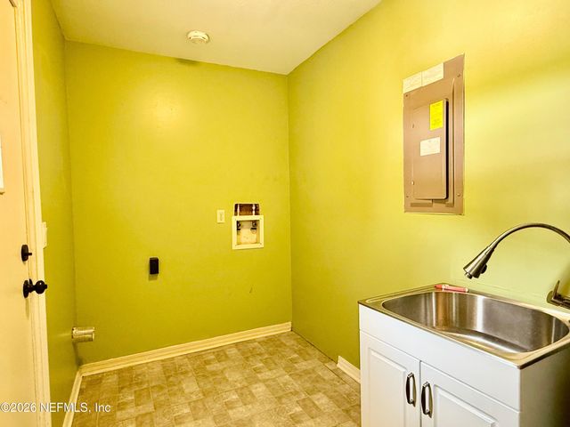 11705 EDINBURGH Way, Jacksonville, FL 32223