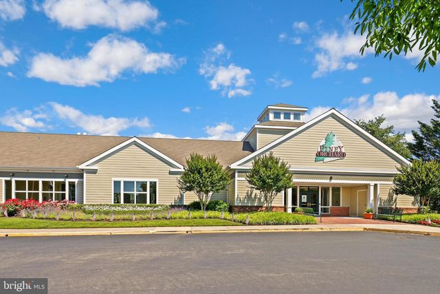 832 PATUXENT RUN CIR, Odenton, MD 21113