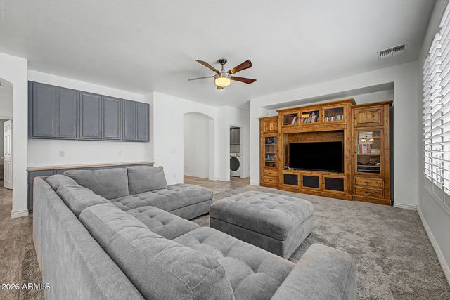 2217 W ALICIA Drive, Phoenix, AZ 85041