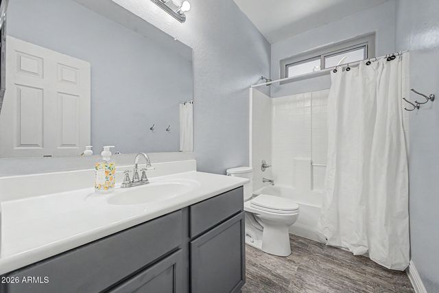 2217 W ALICIA Drive, Phoenix, AZ 85041