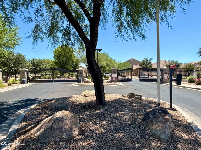 2217 W ALICIA Drive, Phoenix, AZ 85041
