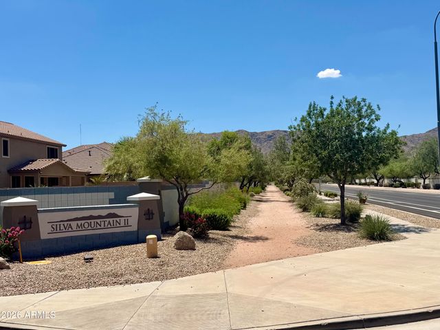 2217 W ALICIA Drive, Phoenix, AZ 85041