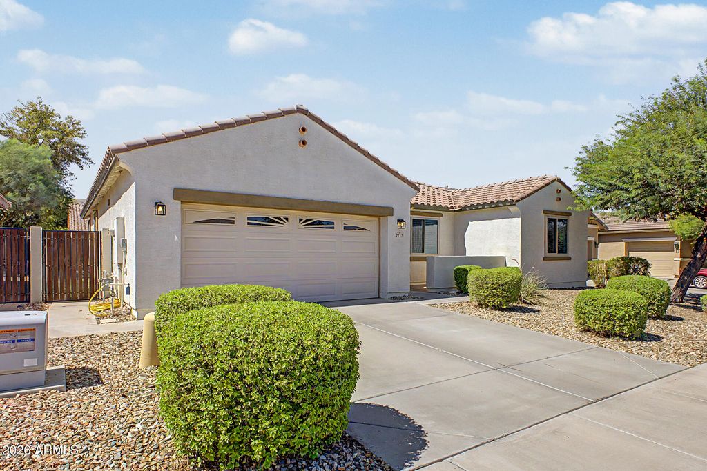 2217 W ALICIA Drive, Phoenix, AZ 85041 — photo 2