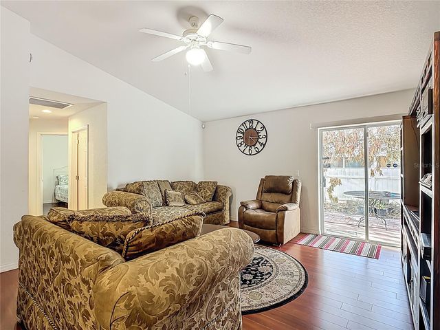 1910 DOLPHIN DRIVE, Kissimmee, FL 34759