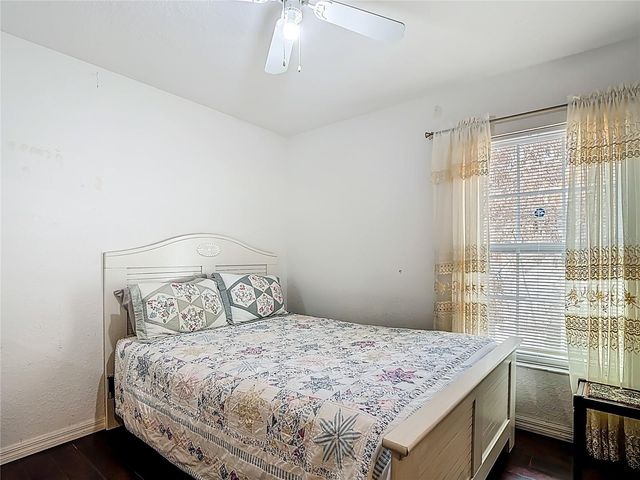 1910 DOLPHIN DRIVE, Kissimmee, FL 34759