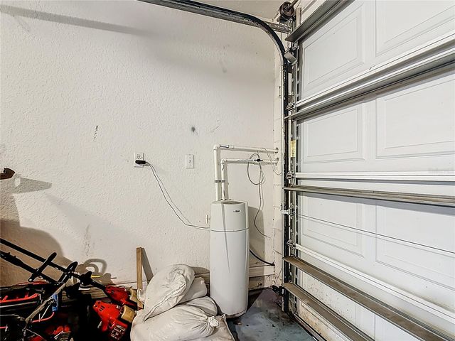 1910 DOLPHIN DRIVE, Kissimmee, FL 34759