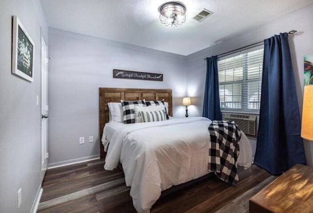 525 Valley View Road 301, Branson, MO 65616