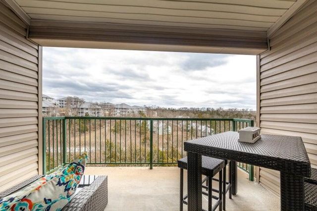 525 Valley View Road 301, Branson, MO 65616