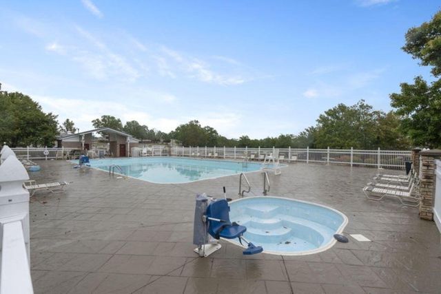 525 Valley View Road 301, Branson, MO 65616