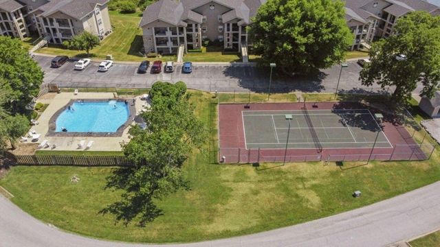 525 Valley View Road 301, Branson, MO 65616