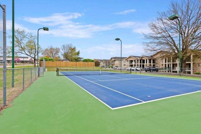 525 Valley View Road 301, Branson, MO 65616
