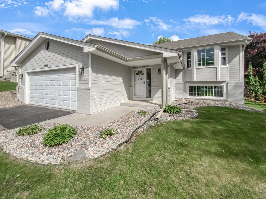 3866 Westbury Drive, Eagan, MN 55123