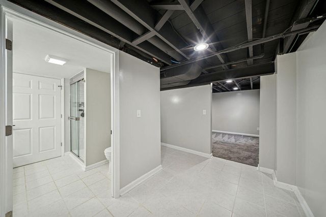 8450 Kraay Avenue, Munster, IN 46321