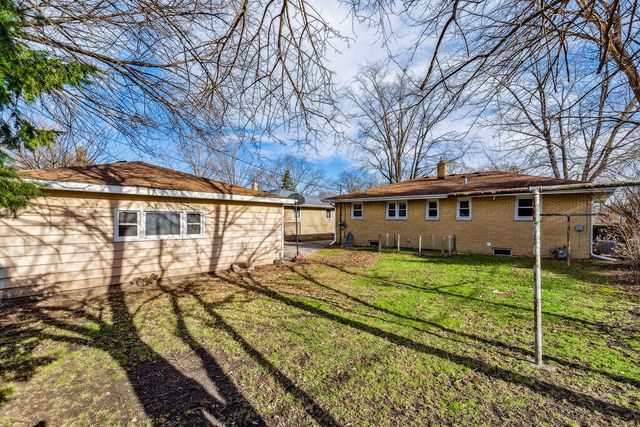 8450 Kraay Avenue, Munster, IN 46321