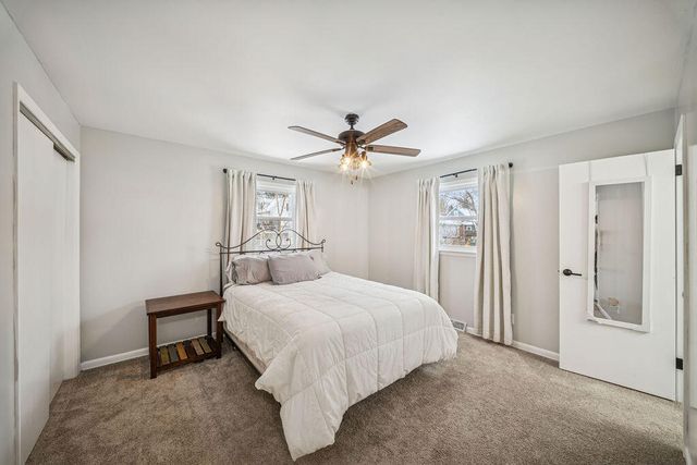 8450 Kraay Avenue, Munster, IN 46321