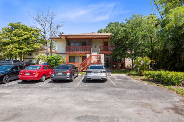 2054 NW 43RD Terrace 4, Lauderhill, FL 33313