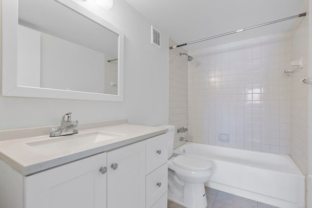 2054 NW 43RD Terrace 4, Lauderhill, FL 33313