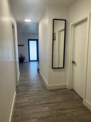 3440 SW 91st Ave, Miami, FL 33165