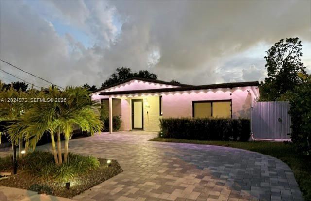 3440 SW 91st Ave, Miami, FL 33165