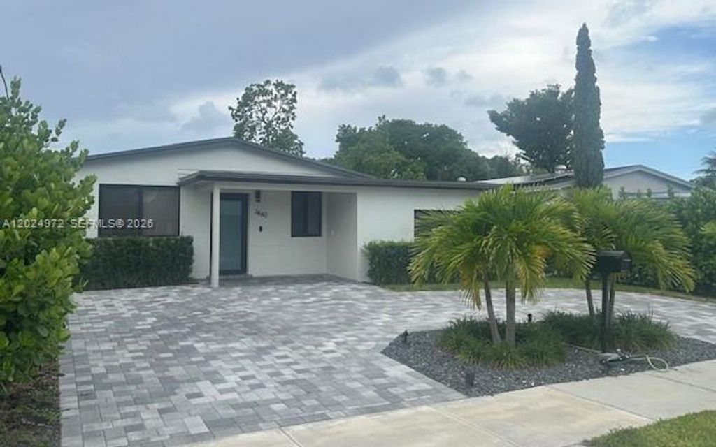 3440 SW 91st Ave, Miami, FL 33165