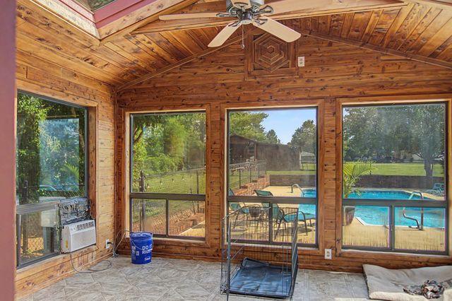 105 Sonoma Dr, Lafayette, TN 37083