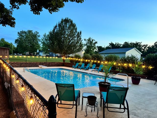 105 Sonoma Dr, Lafayette, TN 37083