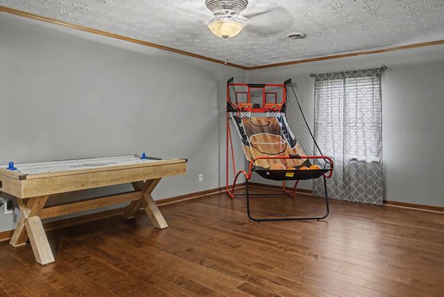 105 Sonoma Dr, Lafayette, TN 37083