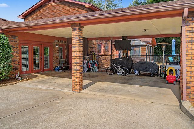 105 Sonoma Dr, Lafayette, TN 37083