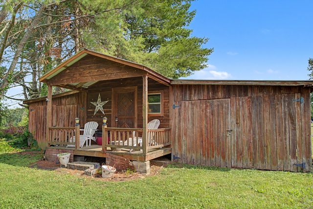 105 Sonoma Dr, Lafayette, TN 37083