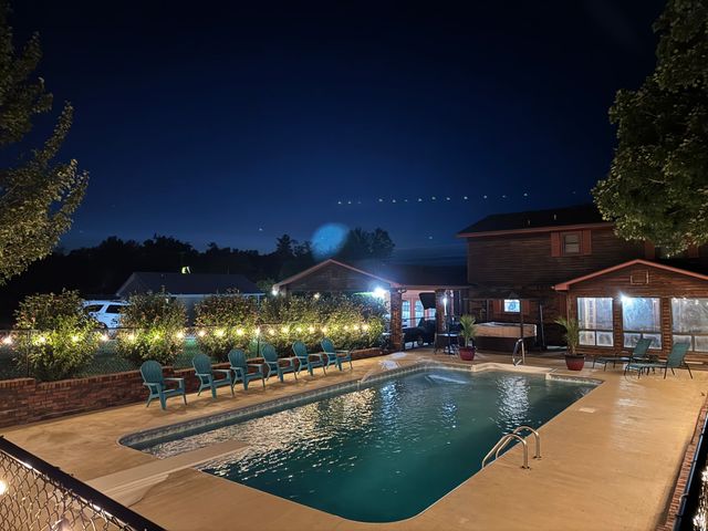 105 Sonoma Dr, Lafayette, TN 37083