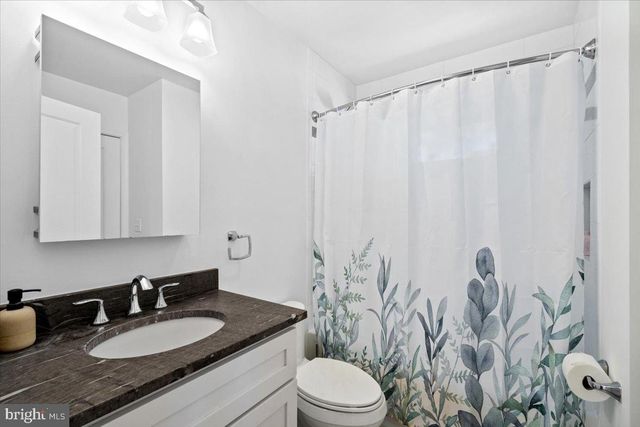 4842 PARK AVE, Bethesda, MD 20816