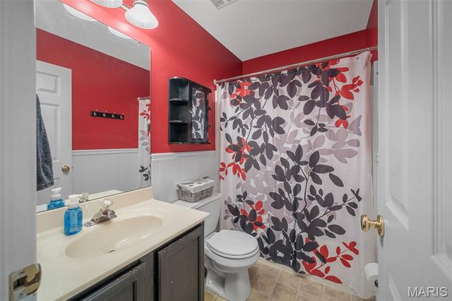 226 Charging Bear Drive, Wentzville, MO 63385