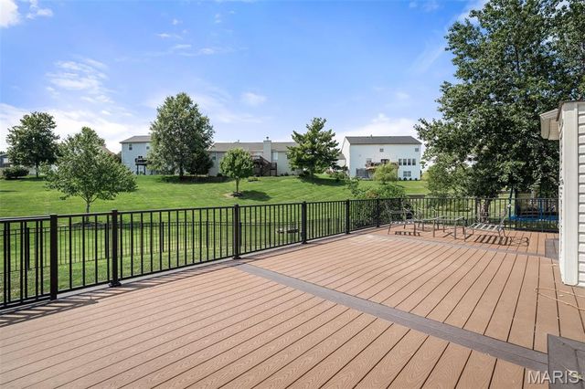 226 Charging Bear Drive, Wentzville, MO 63385