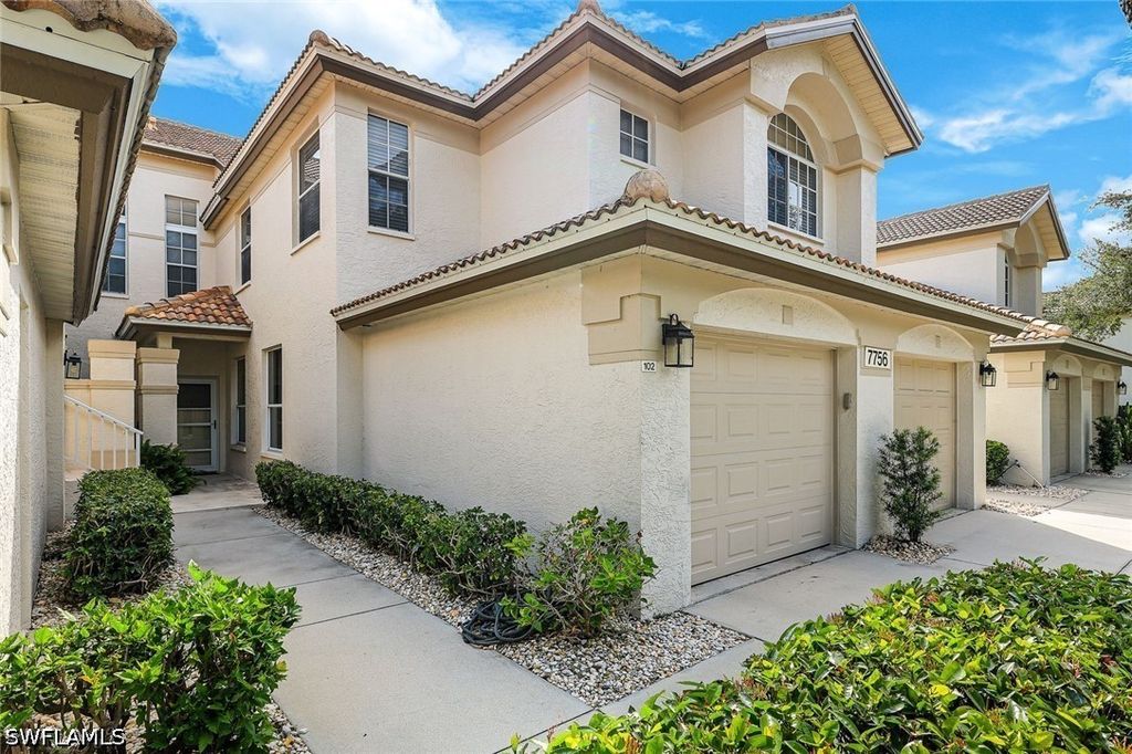 7756 Gardner DR 102, Naples, FL 34108