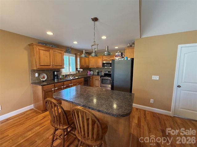 510 E Carpenter Street, Maiden, NC 28650