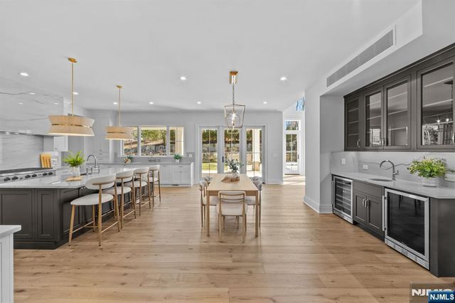 309 Green Ridge Road, Franklin Lakes, NJ 07417