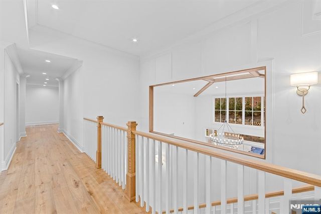 309 Green Ridge Road, Franklin Lakes, NJ 07417