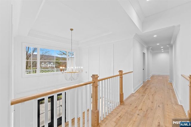 309 Green Ridge Road, Franklin Lakes, NJ 07417