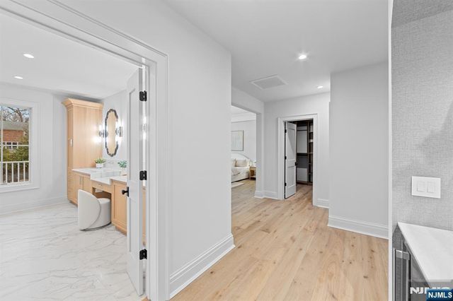 309 Green Ridge Road, Franklin Lakes, NJ 07417