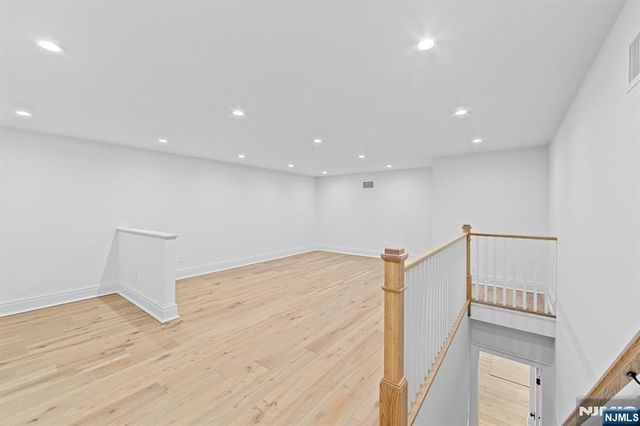 309 Green Ridge Road, Franklin Lakes, NJ 07417