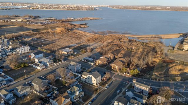 106 John Street, South Amboy, NJ 08879