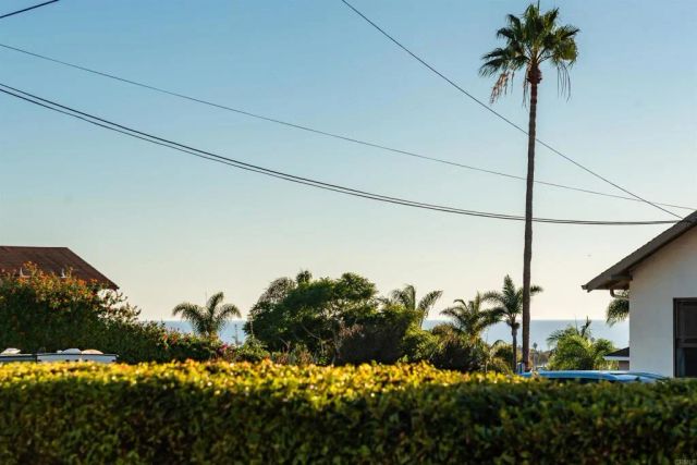 2658 Highland Drive, Carlsbad, CA 92008
