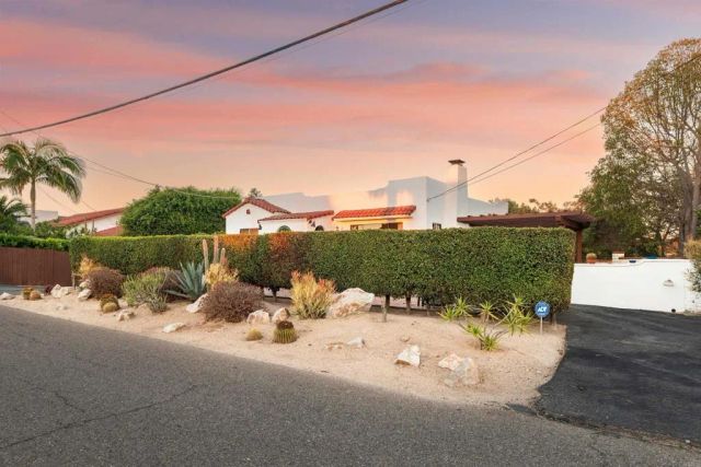 2658 Highland Drive, Carlsbad, CA 92008