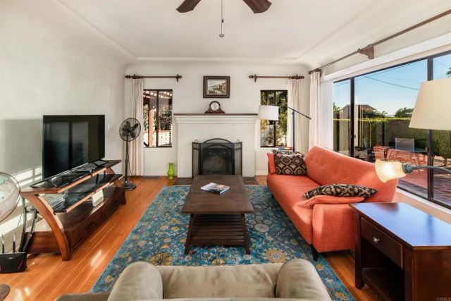 2658 Highland Drive, Carlsbad, CA 92008