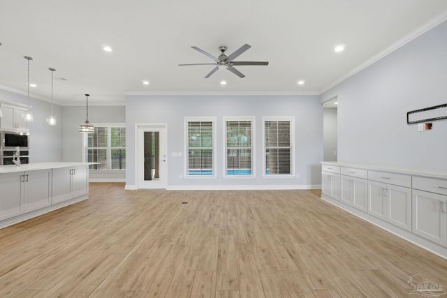 1163 Wensel Dr, Cantonment, FL 32533