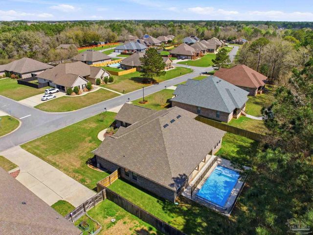 1163 Wensel Dr, Cantonment, FL 32533