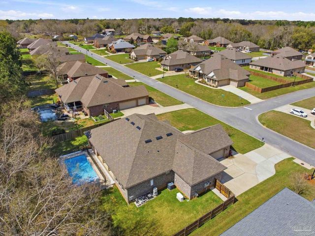 1163 Wensel Dr, Cantonment, FL 32533